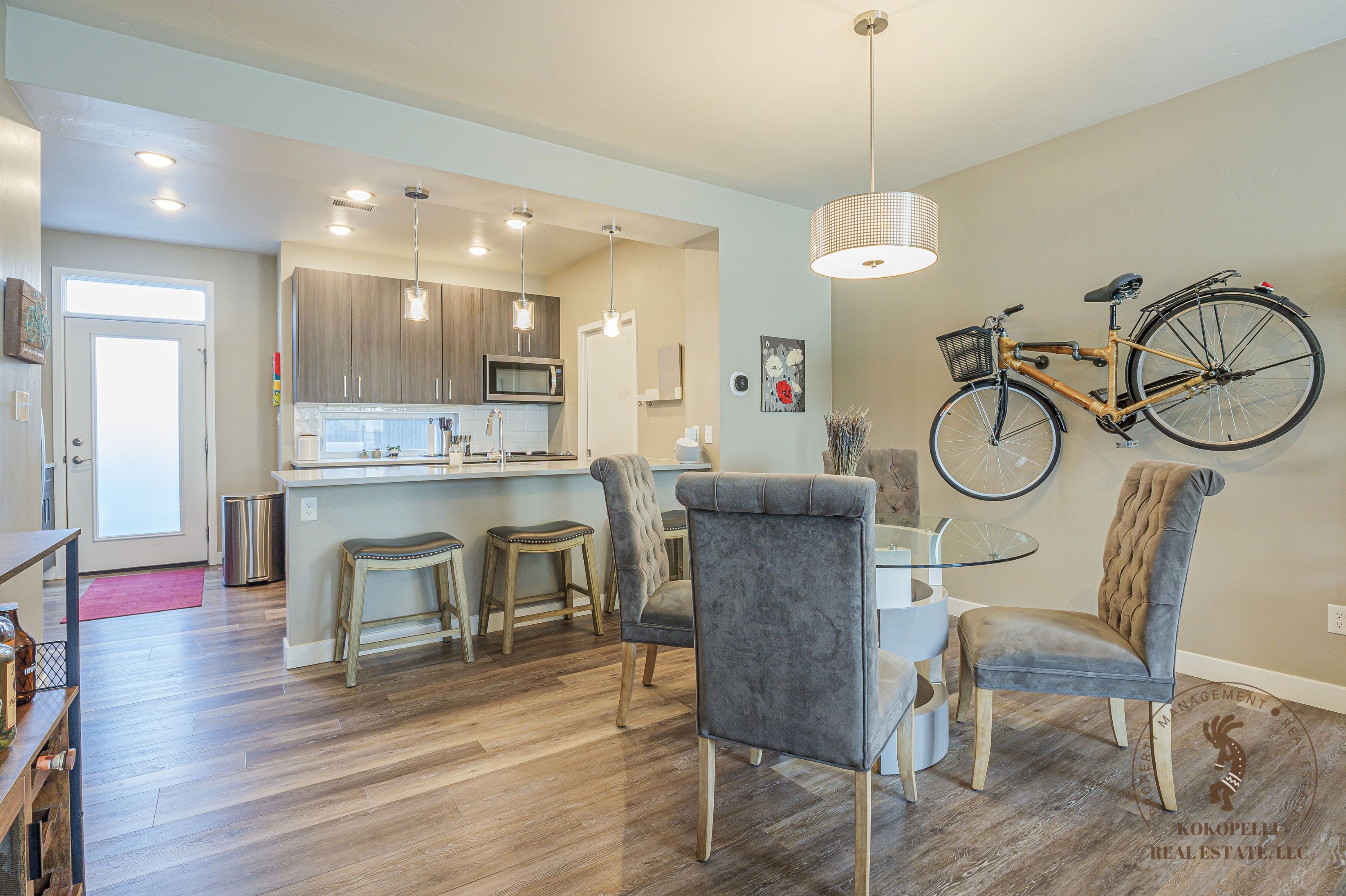 859 Struthers Avenue - 1