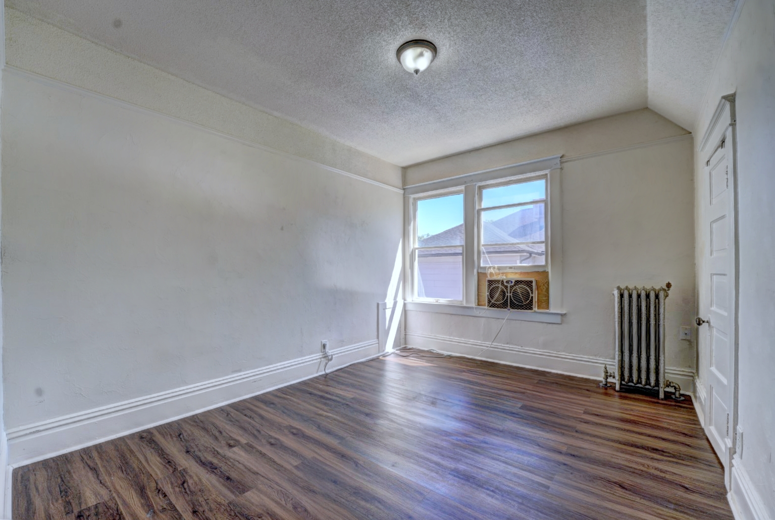 828 Grand Avenue - 4