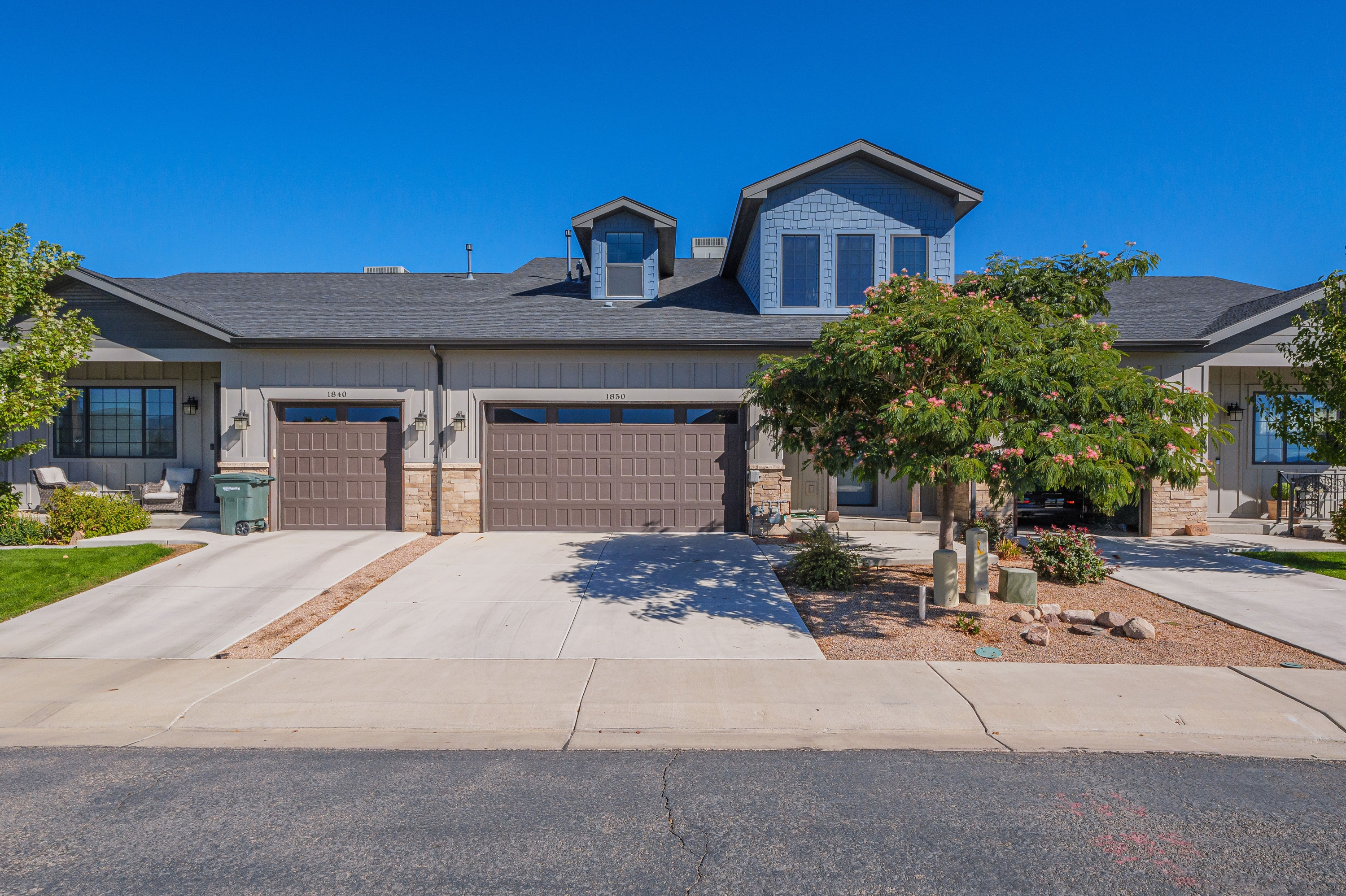 1850 Wellington Avenue - 1